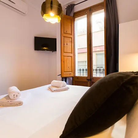 Apartment La Mare De Deu By The Streets