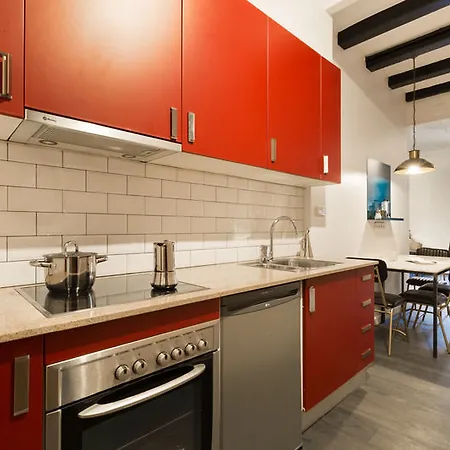 Apartment La Mare De Deu By The Streets