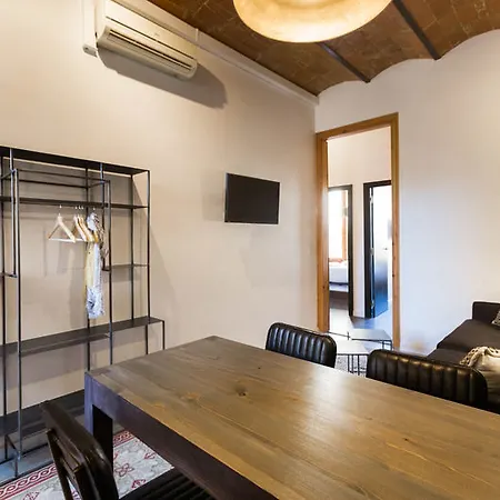 Apartment La Mare De Deu By The Streets Barcelona